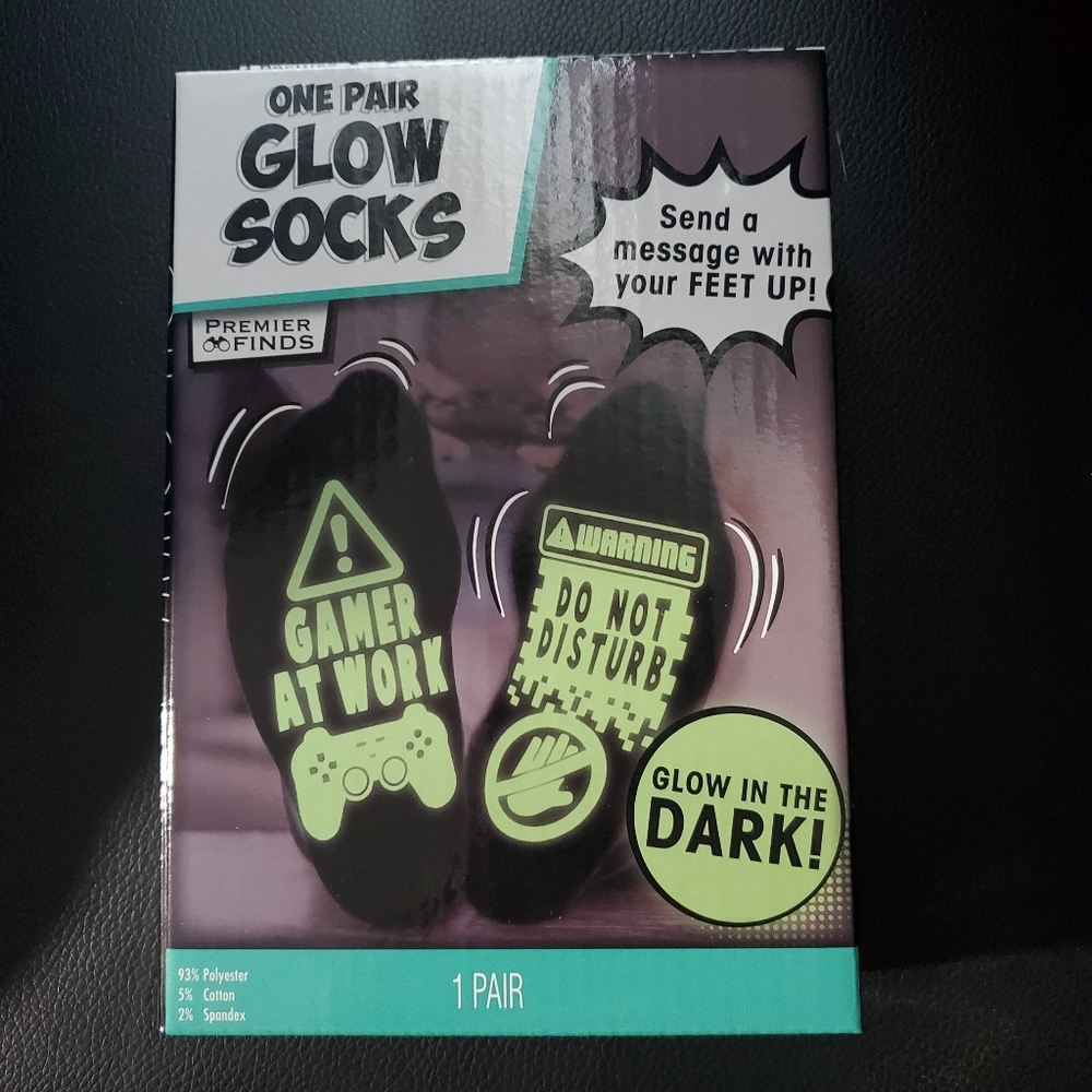 Gamer Glow Socks / 1 pair